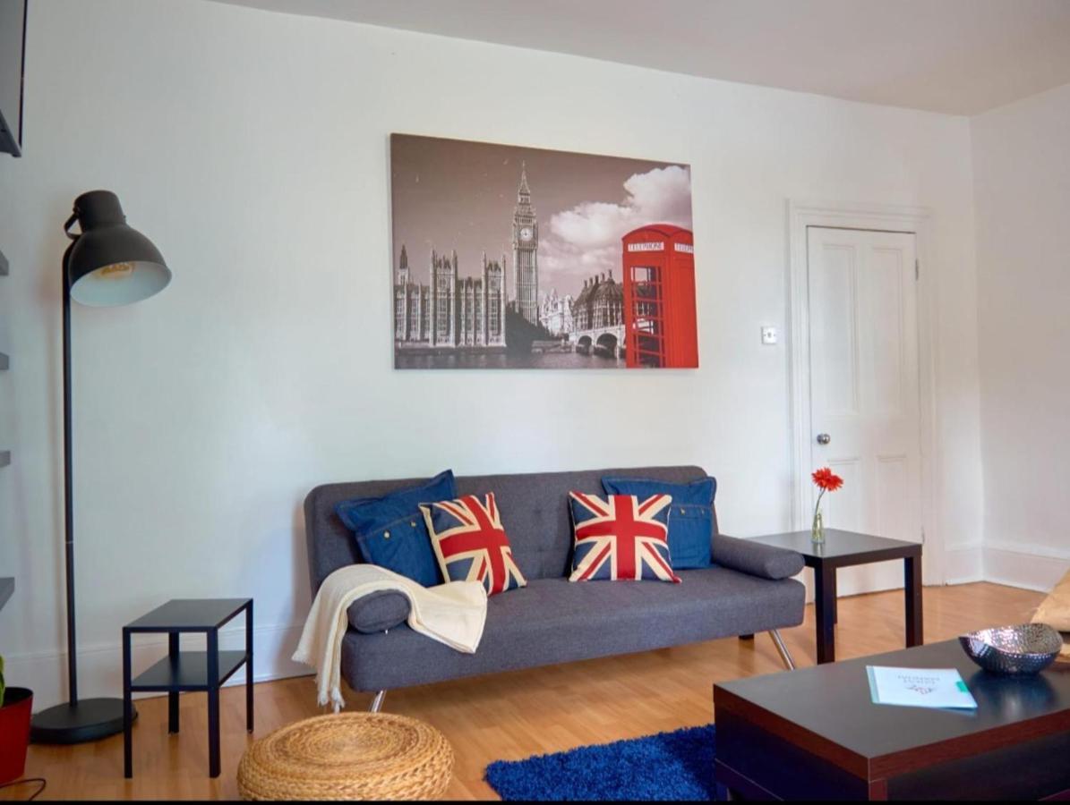 Lovely Large London Apartment Near Stratford Buitenkant foto