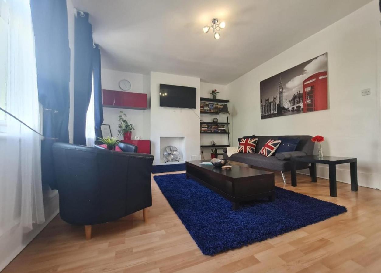 Lovely Large London Apartment Near Stratford Buitenkant foto