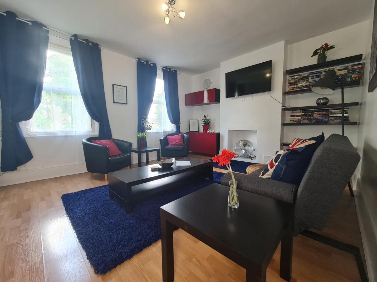 Lovely Large London Apartment Near Stratford Buitenkant foto