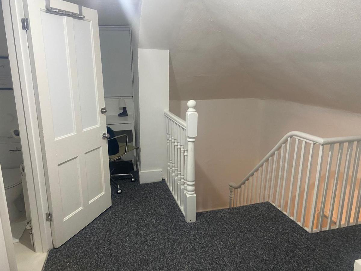 Lovely Large London Apartment Near Stratford Buitenkant foto