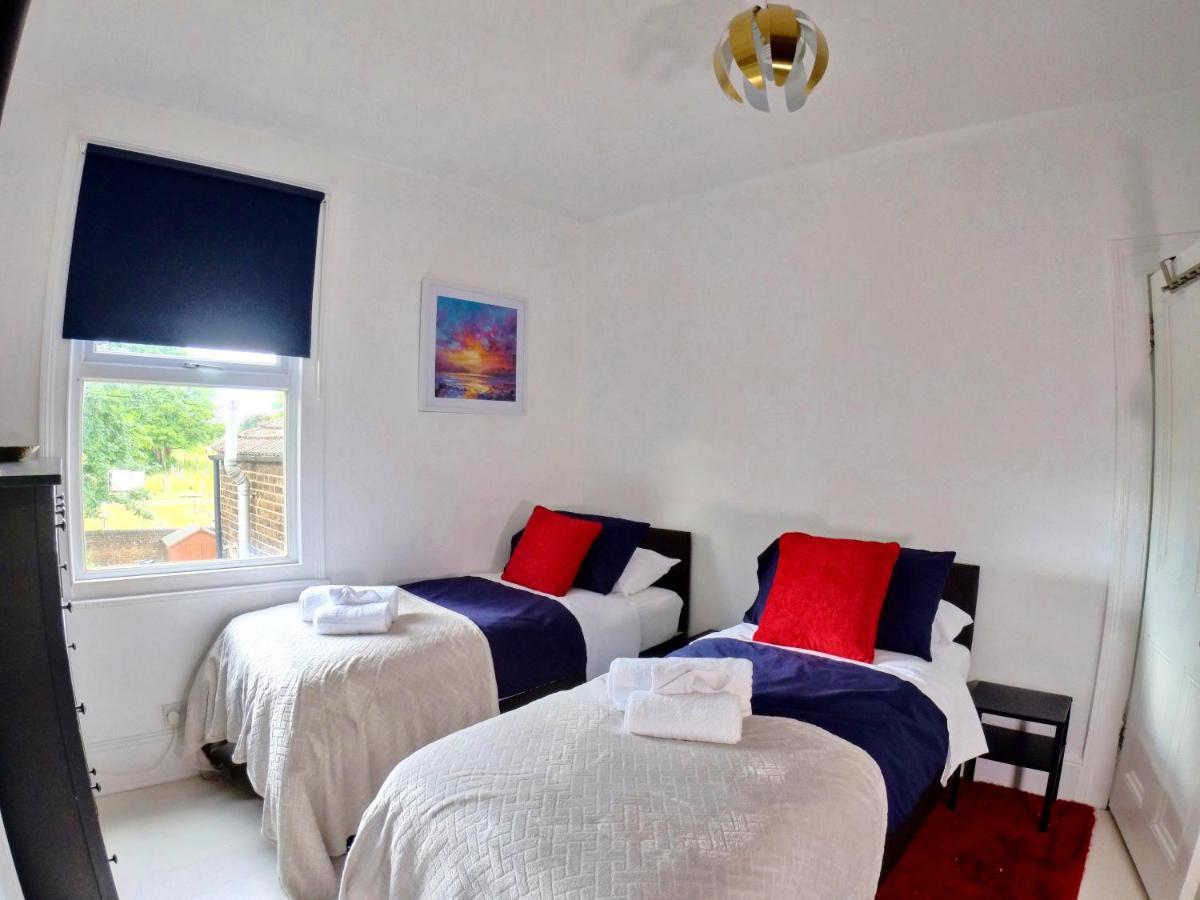 Lovely Large London Apartment Near Stratford Buitenkant foto